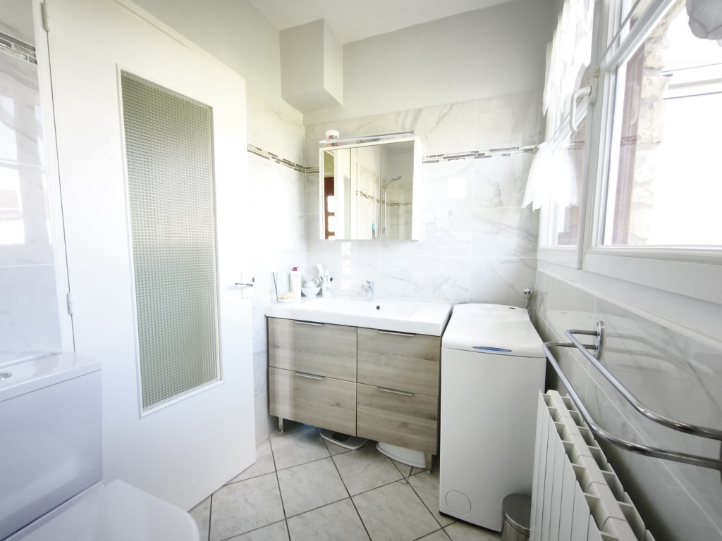 Maison à vendre  - 4 pièce(s) - 102m2 - Pons (17800)