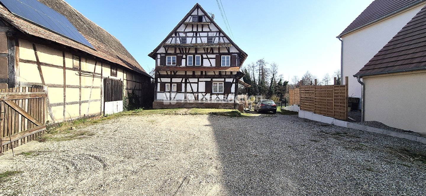 Maison à vendre  - 8 pièce(s) - 230m2 - Nordhouse (67150)