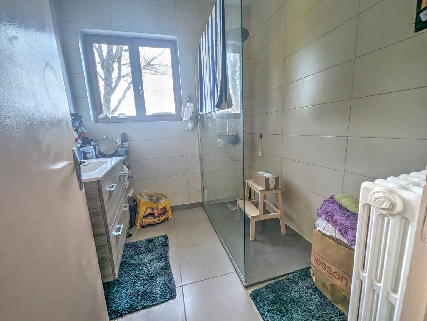 Maison  127 m2  sur 8,5 ha pour Logements