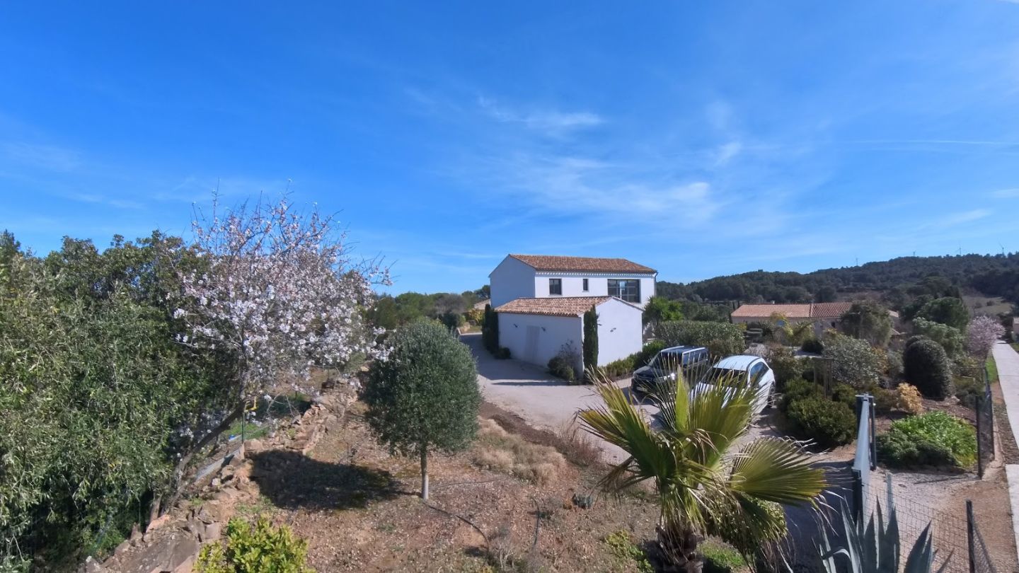 Villa d'architecte à vendre  - 5 pièce(s) - 175m2 - Escales (11200)