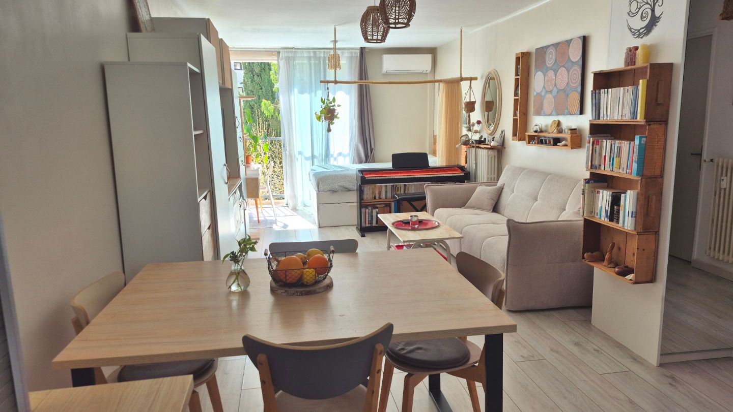 Appartement à vendre  - 2 pièce(s) - 56m2 - Hyères (83400)