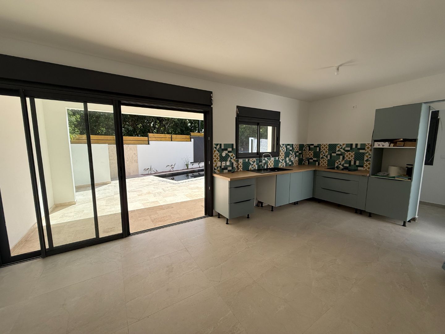 Maison à louer  - 5 pièce(s) - 120m2 - Bois D'olives (97410)