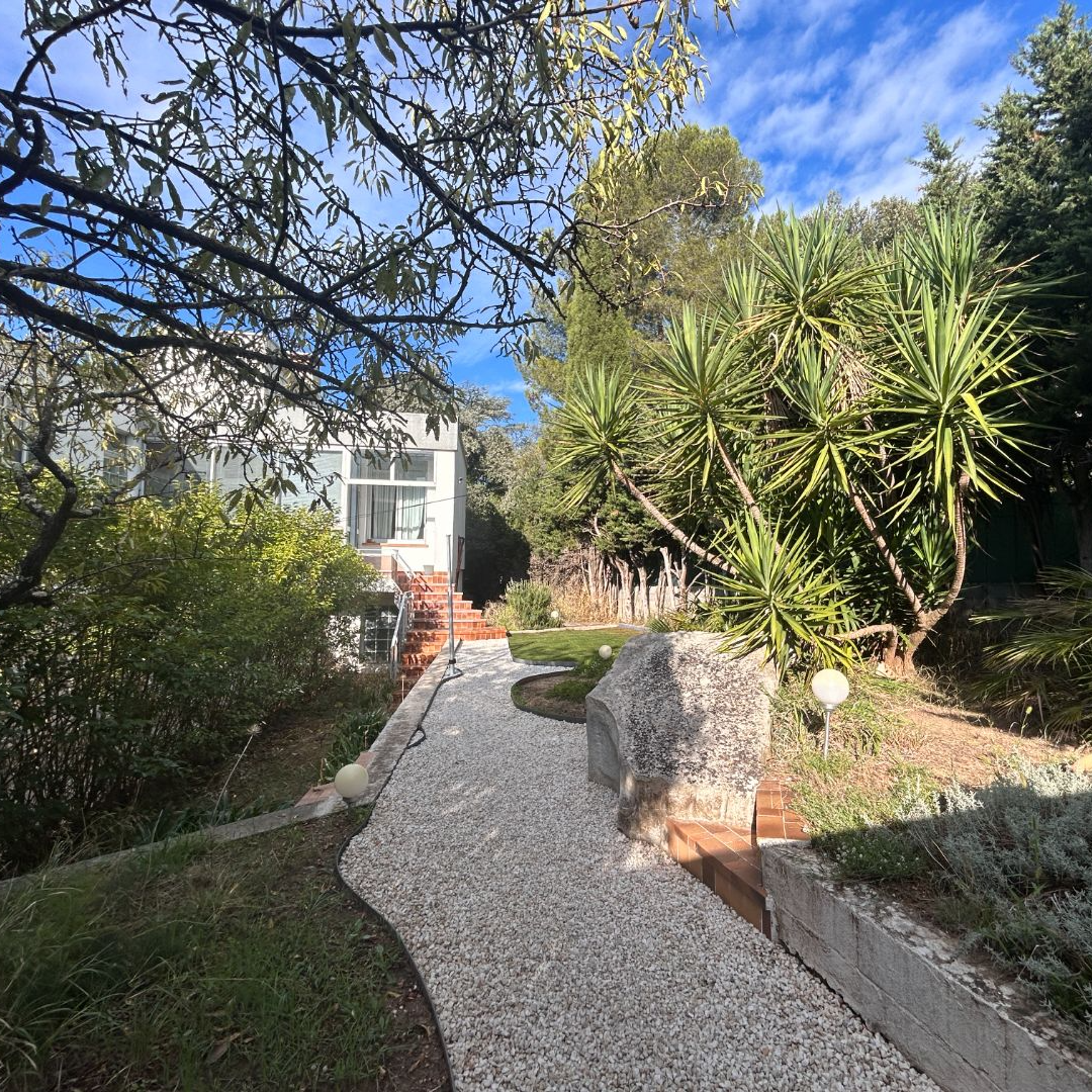 Nimes Serre-Cavalier Maison T4 des années 70