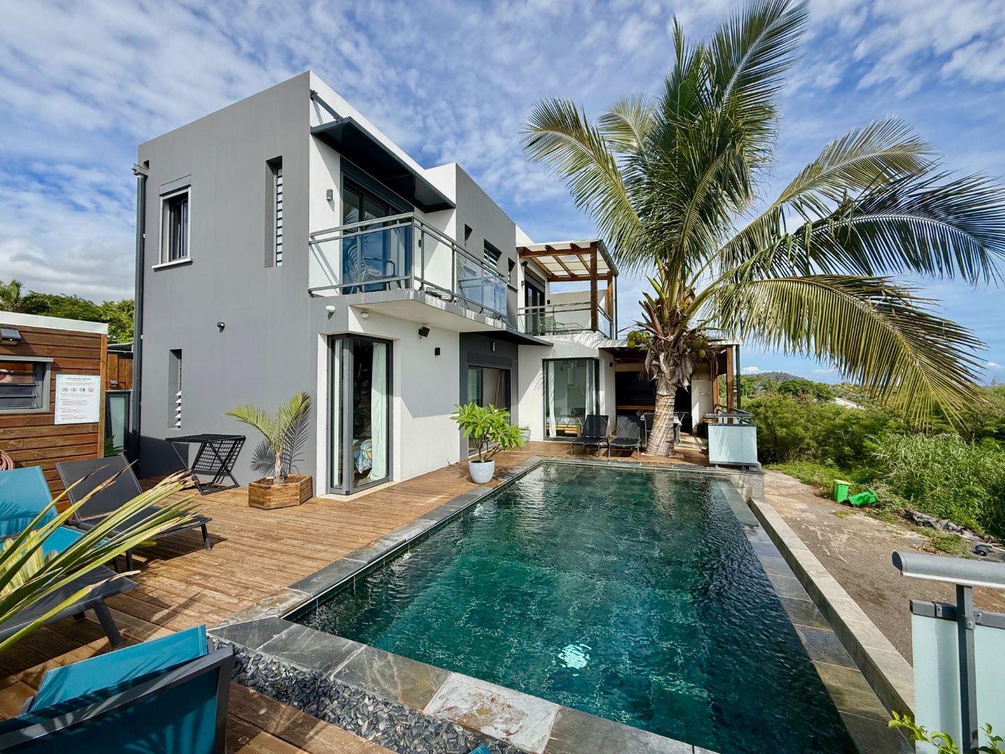 COLOCATION SAINT PIERRE - GRAND BOIS 