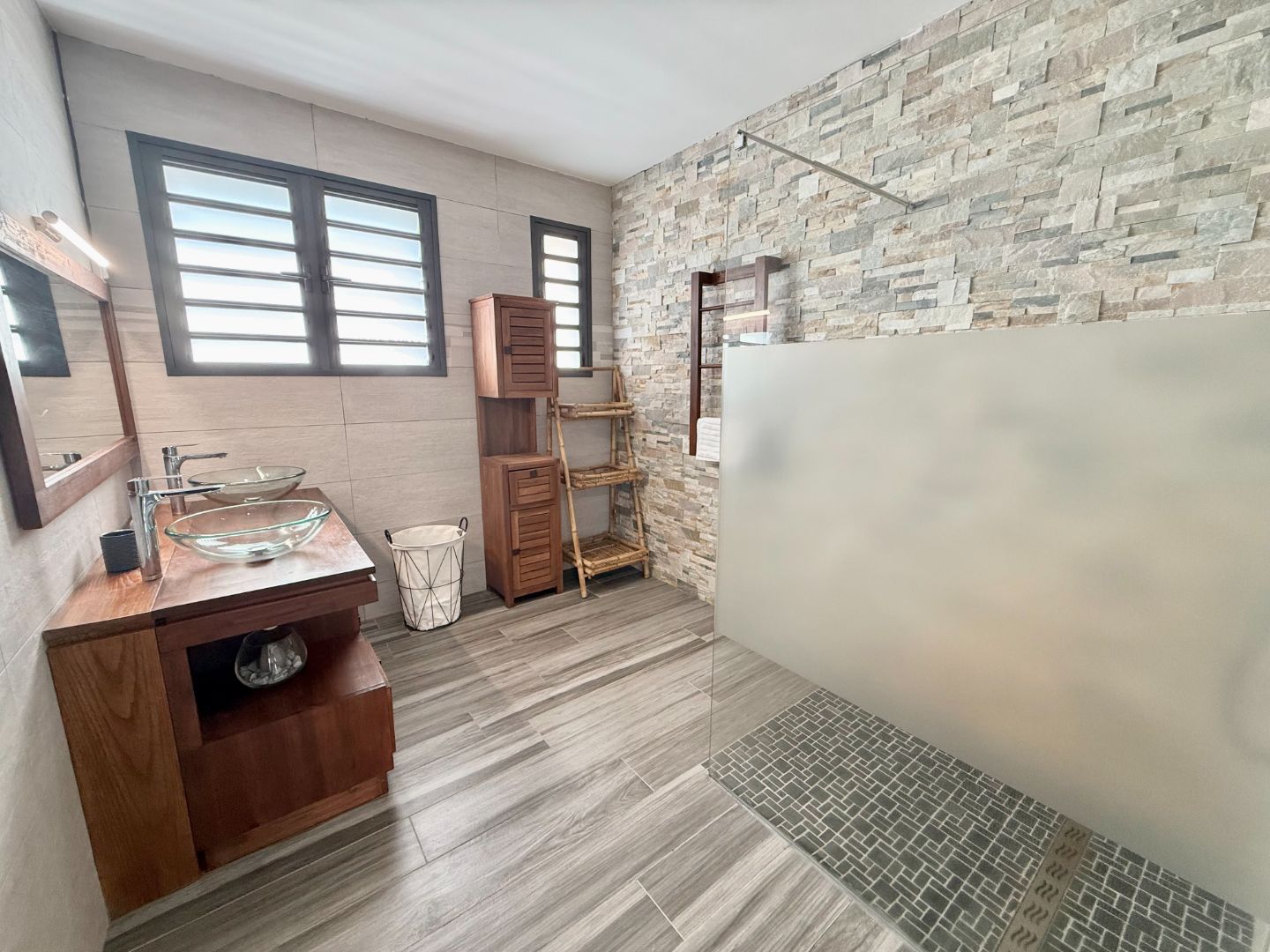 Maison à louer  - 5 pièce(s) - 130m2 - Petite-île (97429)