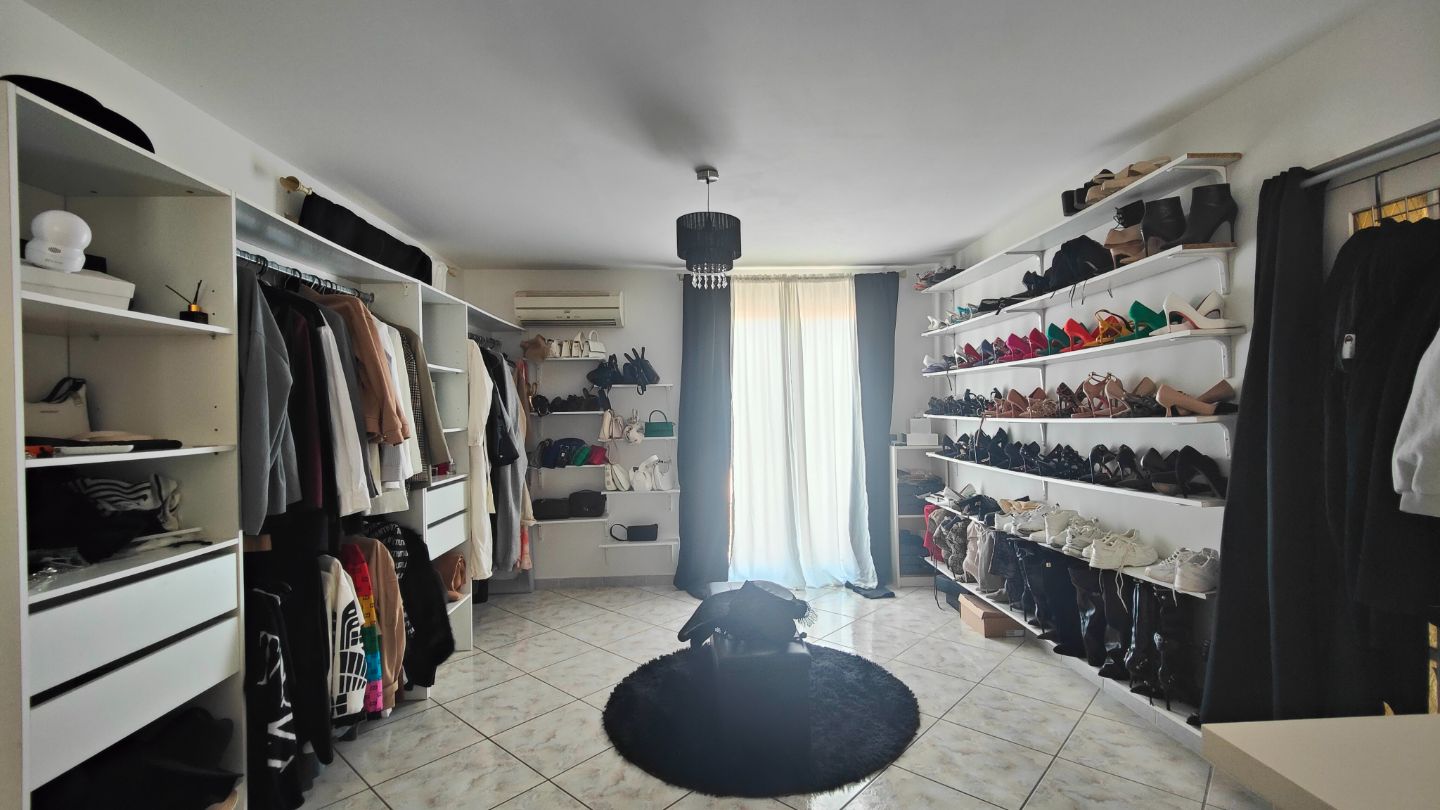 Maison à vendre  - 7 pièce(s) - 161m2 - Manduel (30129)