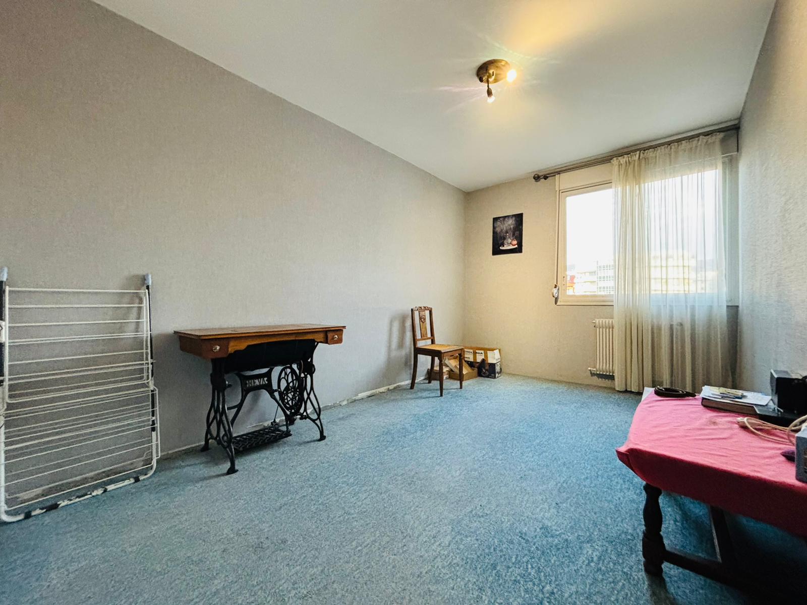 Appartement à rénover à vendre  - 4 pièce(s) - 83m2 - Annemasse (74100)