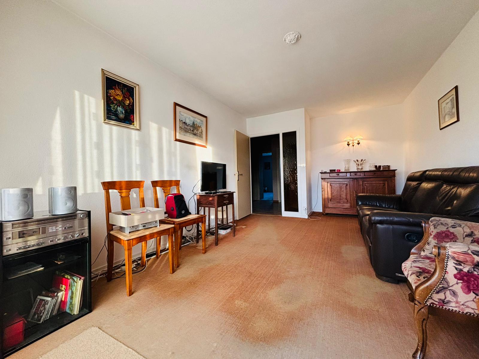 Appartement à rénover à vendre  - 4 pièce(s) - 83m2 - Annemasse (74100)