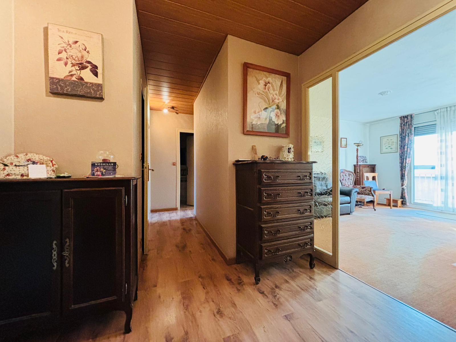 Appartement à rénover à vendre  - 4 pièce(s) - 83m2 - Annemasse (74100)