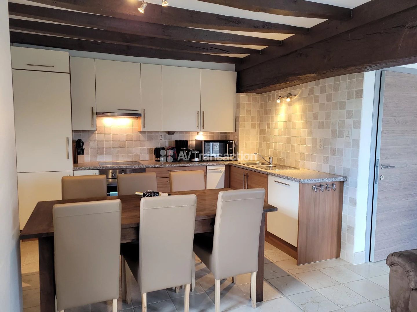 Allier : Propriété avec 2 Gîtes et 3761 m2 de terrain