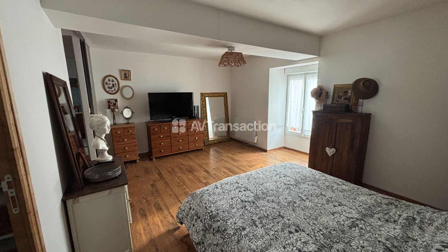 Maison à vendre  - 6 pièce(s) - 126m2 - Soulgé-sur-ouette (53210)