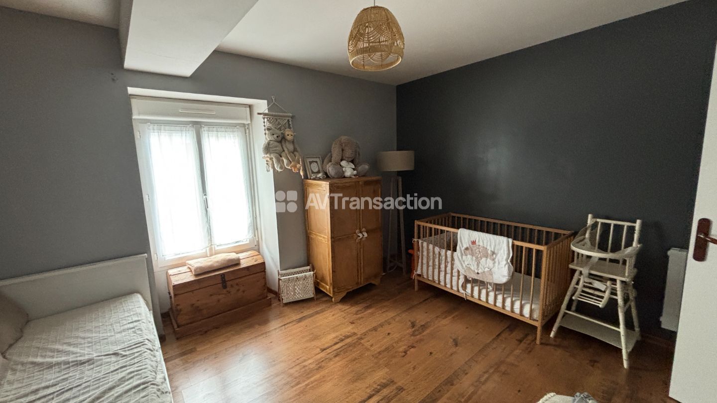 Maison à vendre  - 6 pièce(s) - 126m2 - Soulgé-sur-ouette (53210)