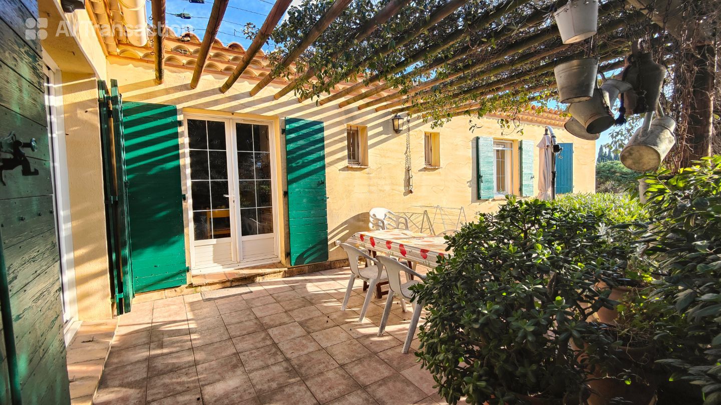 Domaine à vendre  - 9 pièce(s) - 480m2 - Beauvoisin (30640)