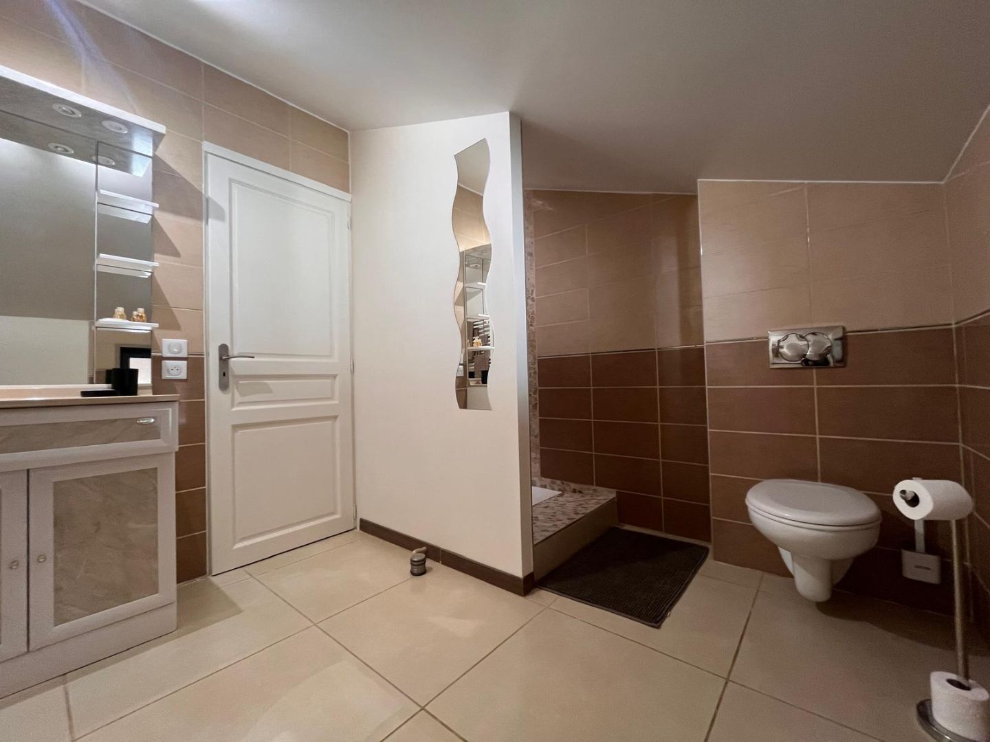 Maison à vendre  - 8 pièce(s) - 253m2 - Châtillon-sur-chalaronne (01400)