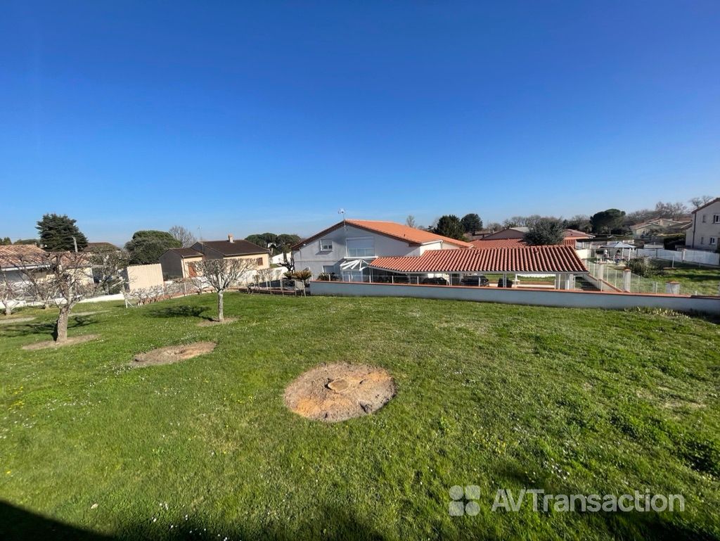 Terrain constructible à vendre  - 334m2 - Seysses (31600)