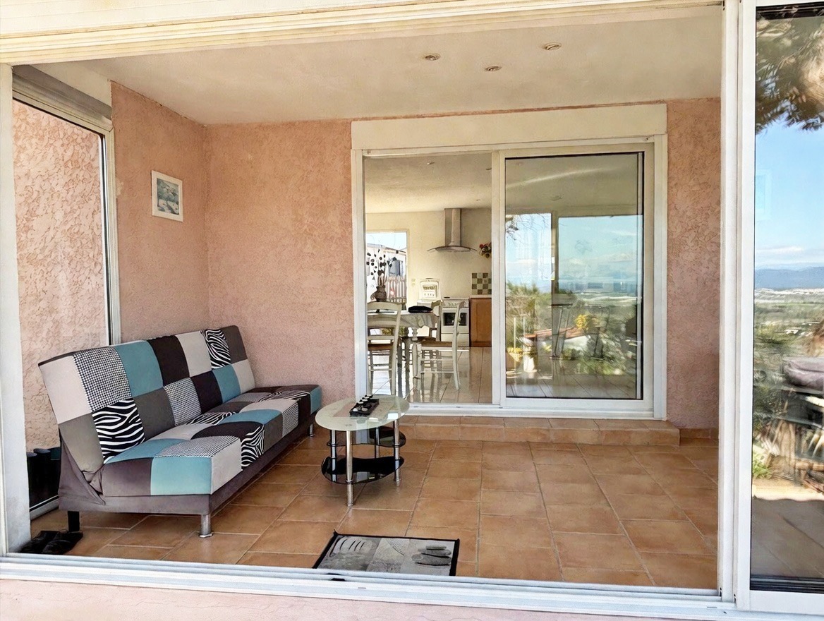 Maison plain pied avec vue dégagée