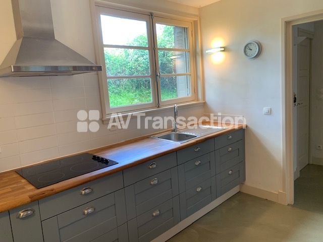 Corrèze : Ancienne école de 152 m² rénovée en loft et maison 