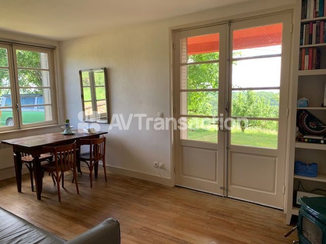Corrèze : Ancienne école de 152 m² rénovée en loft et maison 