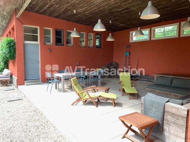 Corrèze : Ancienne école de 152 m² rénovée en loft et maison 