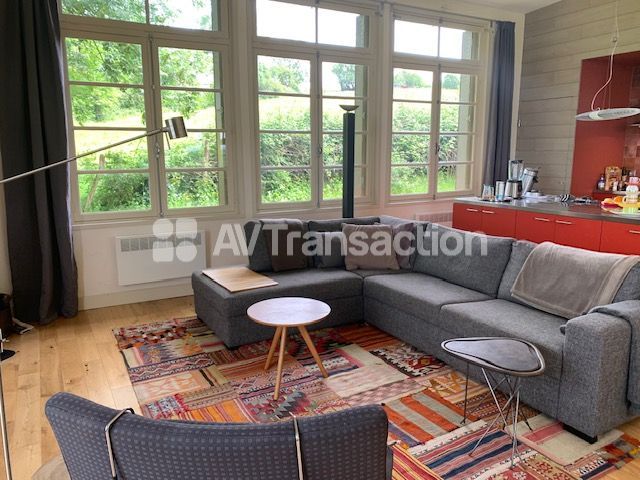 Corrèze : Ancienne école de 152 m² rénovée en loft et maison 