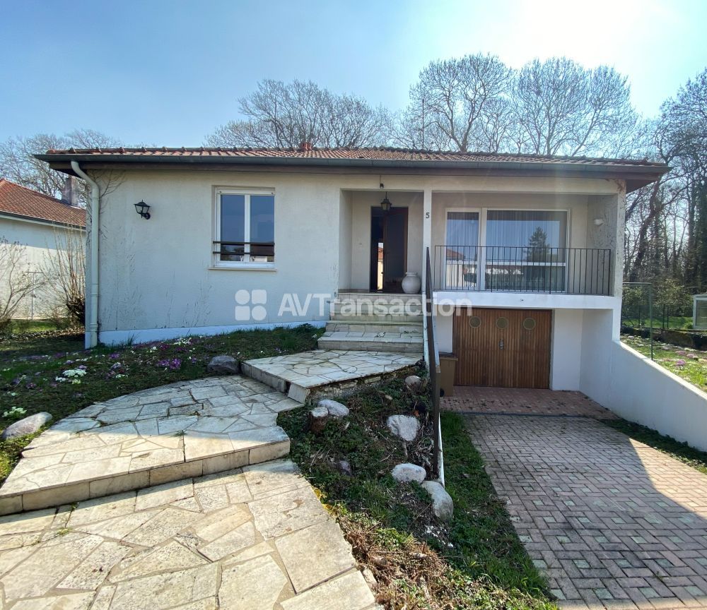 Maison à vendre  - 6 pièce(s) - 144m2 - Retonfey (57645)