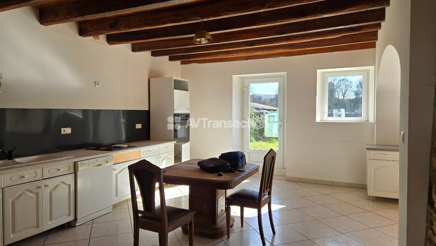 Maison à vendre  - 7 pièce(s) - 218m2 - Farincourt (52500)