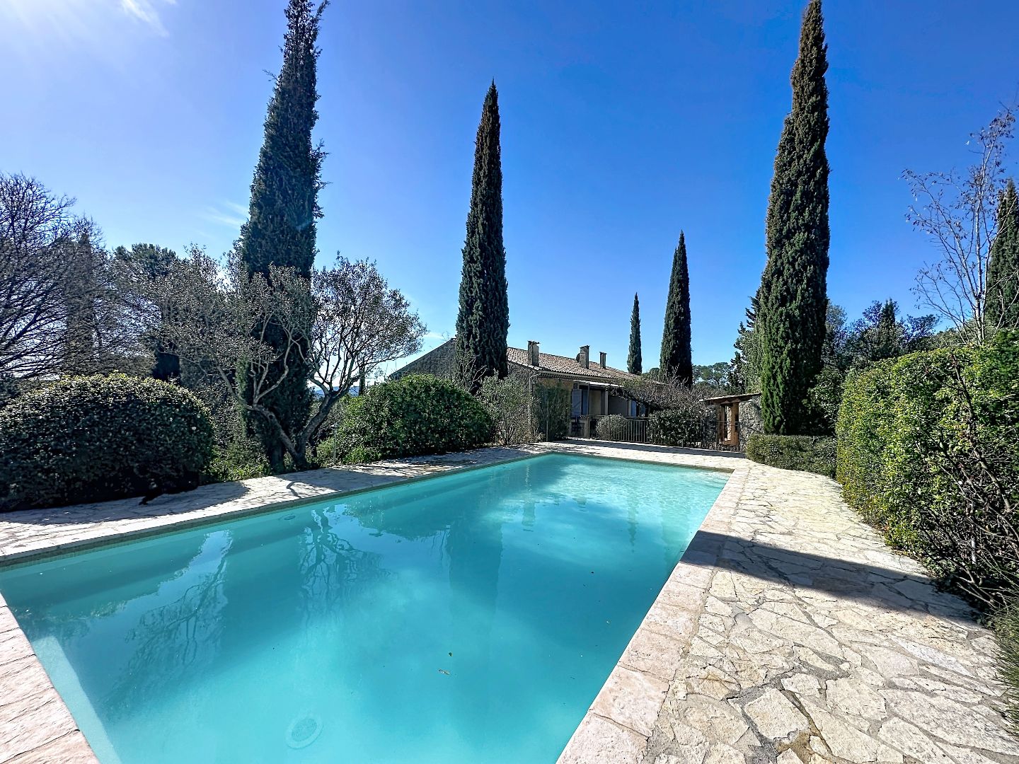 Maison à vendre  - 160m2 - Lorgues (83510)