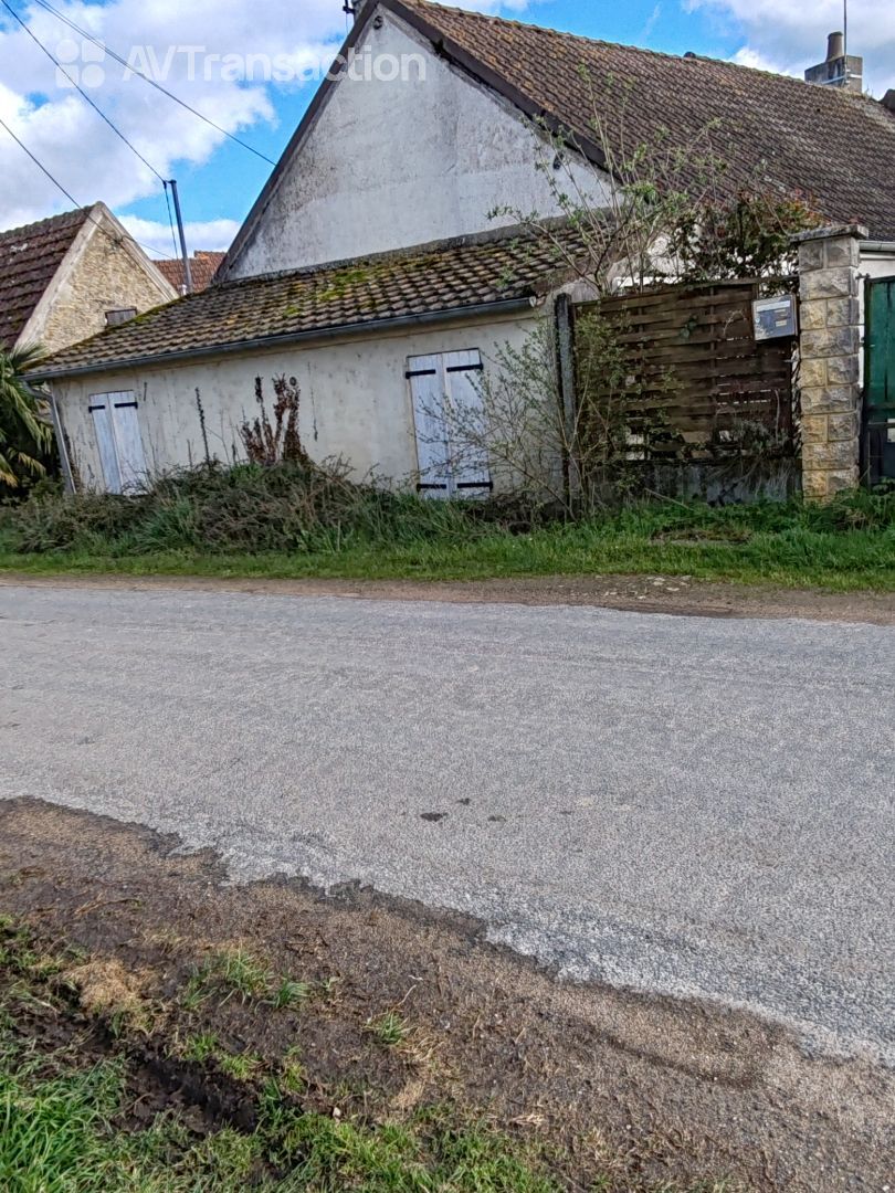 Maison à vendre  - 6 pièce(s) - 127m2 - L'homme (18200)