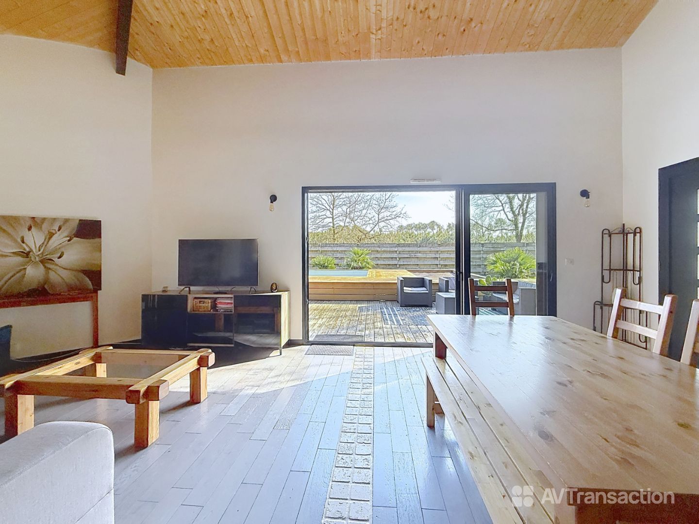 Maison ossature bois au cœur des pins – entre lac et océan