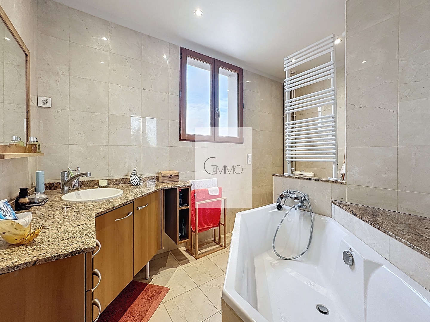 Maison à vendre  - 7 pièce(s) - 169m2 - L'haÿ-les-roses (94240)