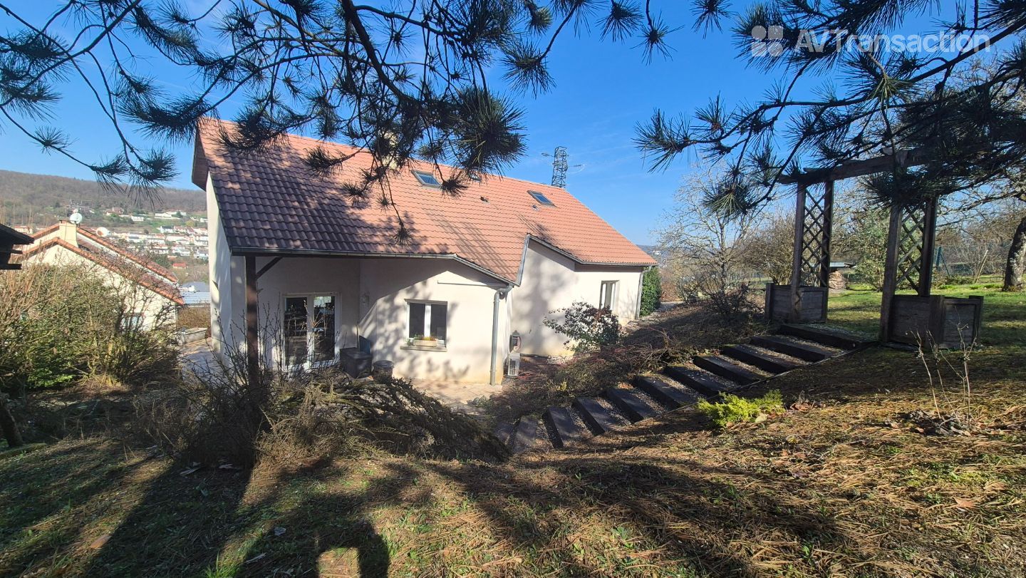 MAISON INDIVIDUEL-JARDIN-LISIERE DE BOIS