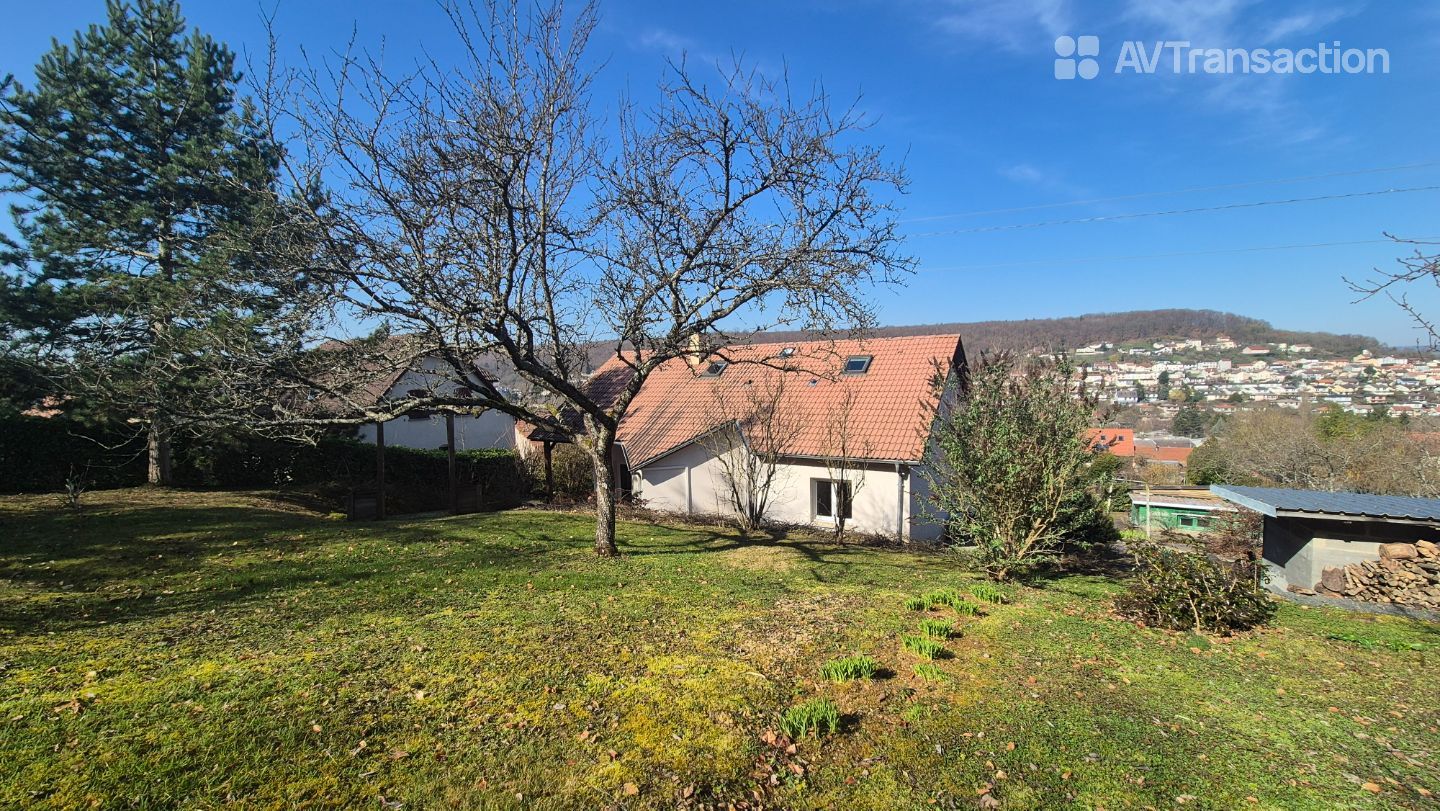 MAISON INDIVIDUEL-JARDIN-LISIERE DE BOIS