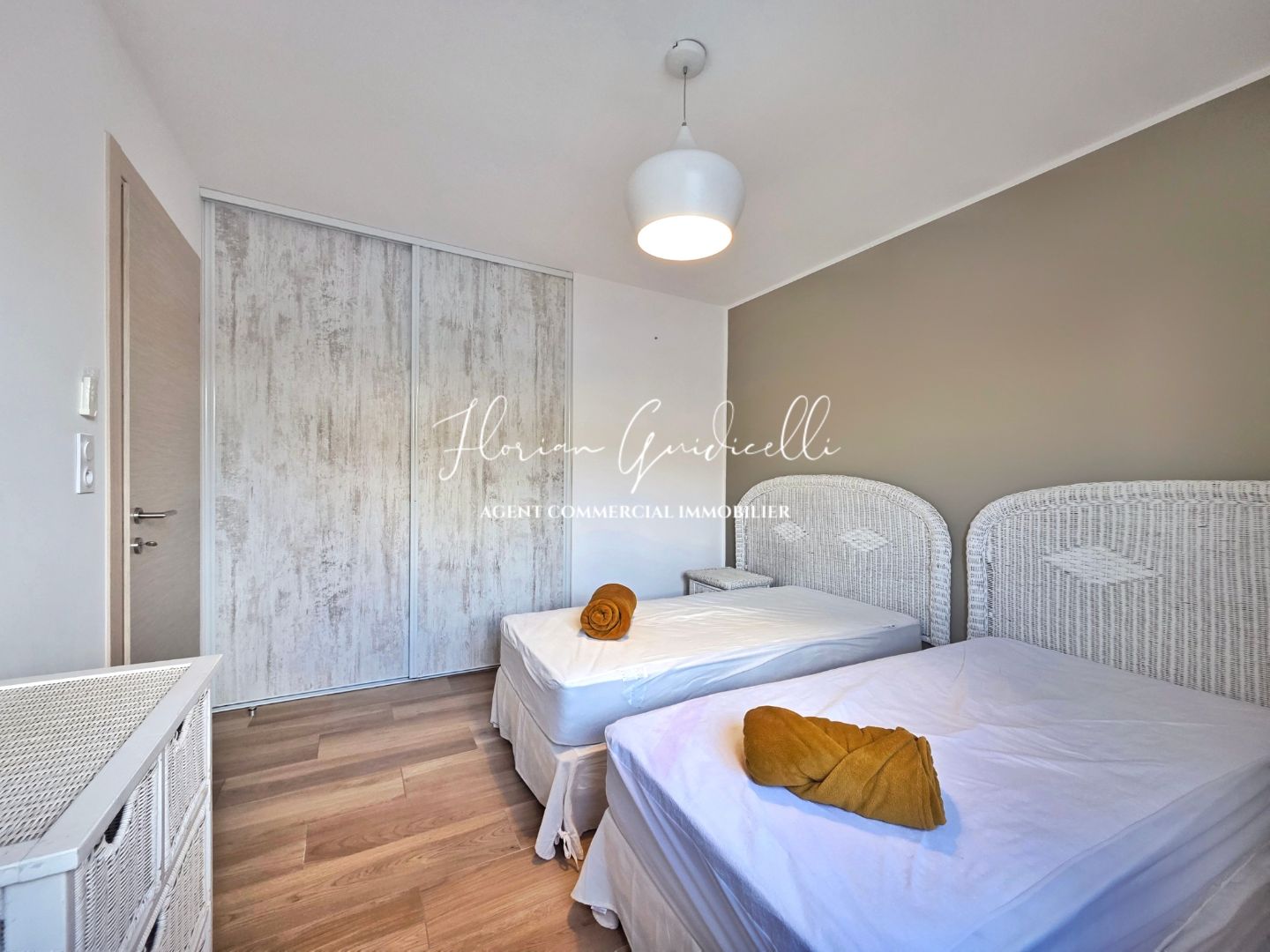 Appartement T3 avec jardin privatif – Proche mer