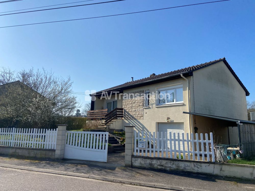 MAISON AVEC GARAGE ET JARDIN