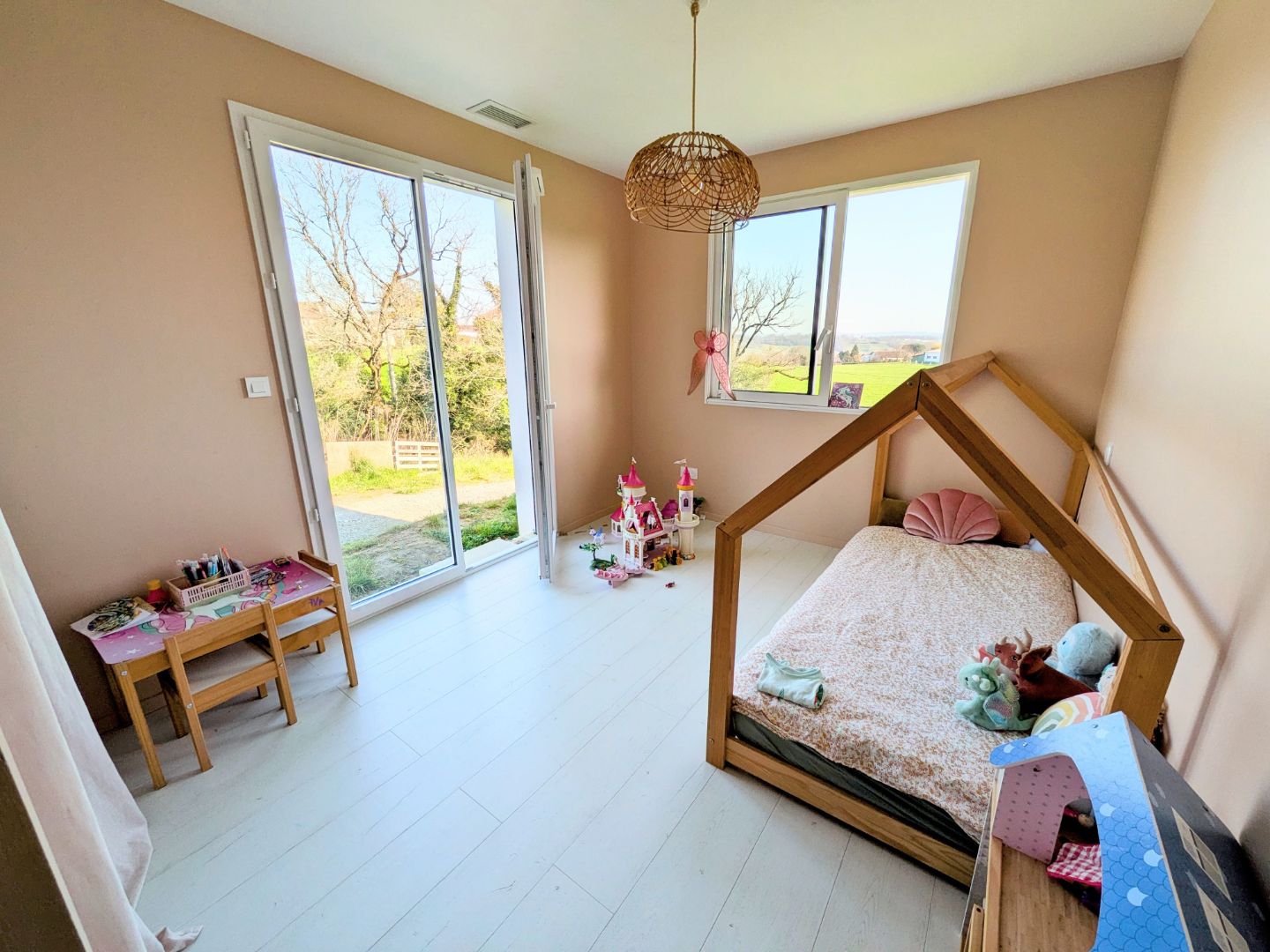 Maison à vendre  - 5 pièce(s) - 150m2 - Guiche (64520)