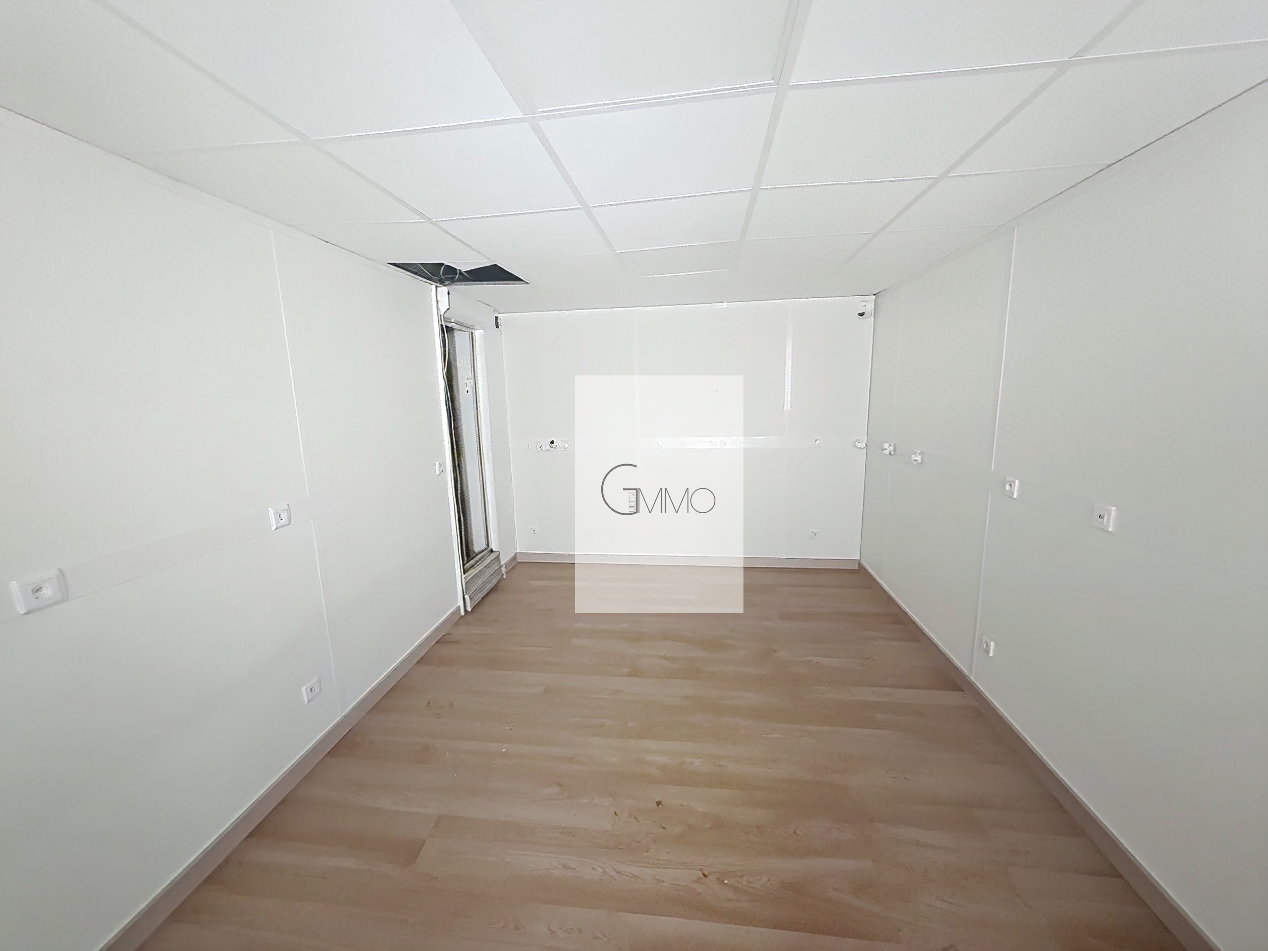 Appartement à vendre  - 1 pièce(s) - 19.36m2 - Paris (75018)