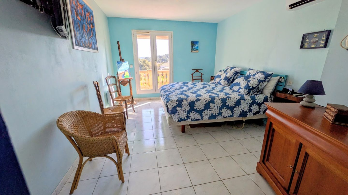 Villa à vendre  - 5 pièce(s) - 114m2 - Tourouzelle (11200)