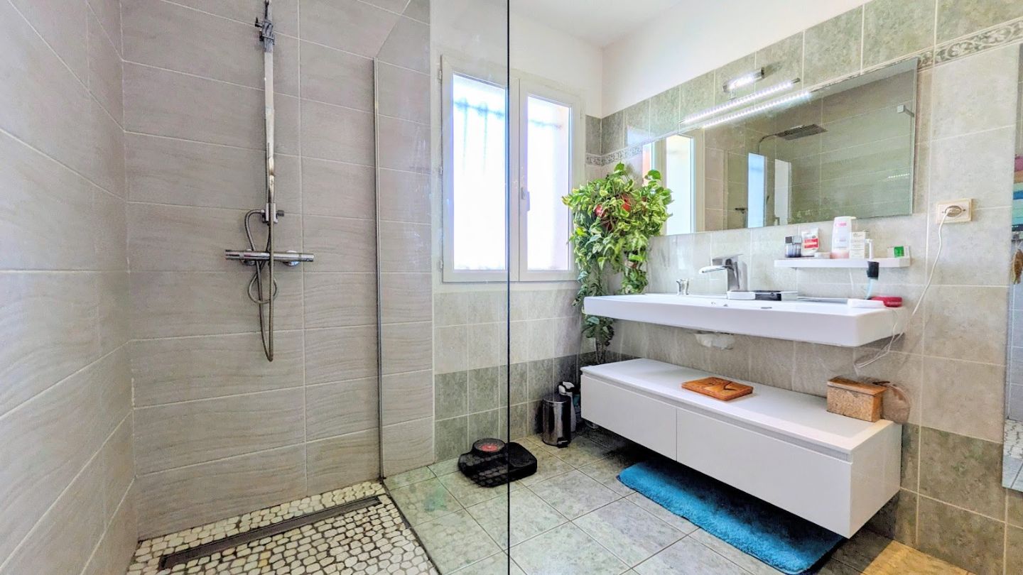 Villa à vendre  - 5 pièce(s) - 114m2 - Tourouzelle (11200)