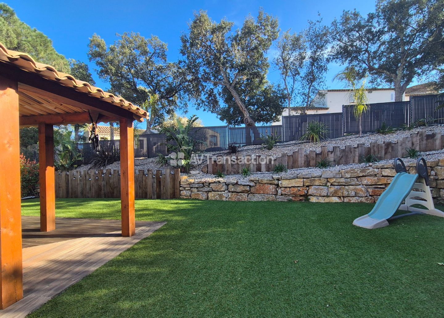 Maison à vendre  - 4 pièce(s) - 95m2 - Sainte-maxime (83120)