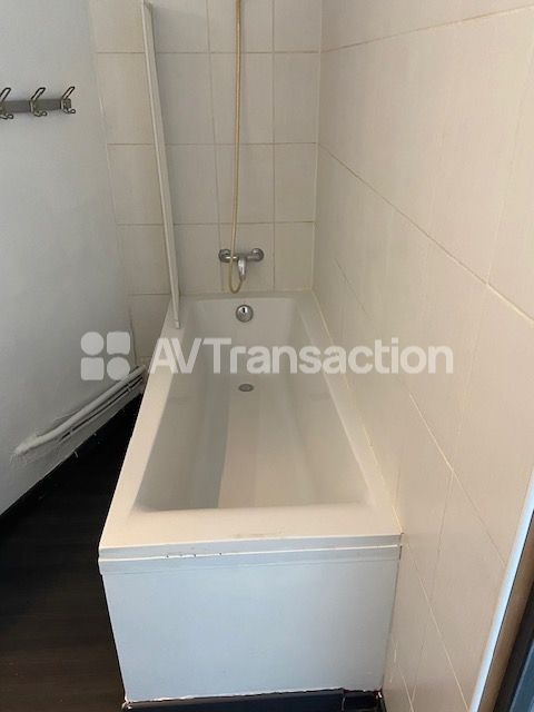 Appartement à louer  - 3 pièce(s) - 98m2 - Saint-étienne (42000)