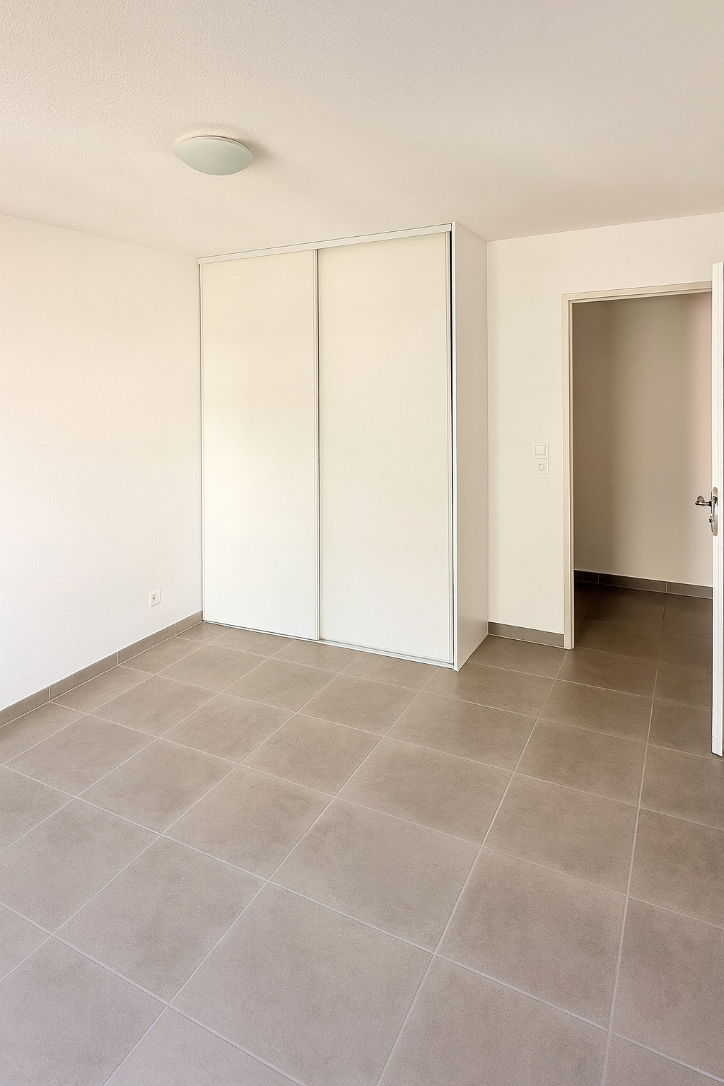 Appartement T3 avec terrasse et parking – Pérols Centre