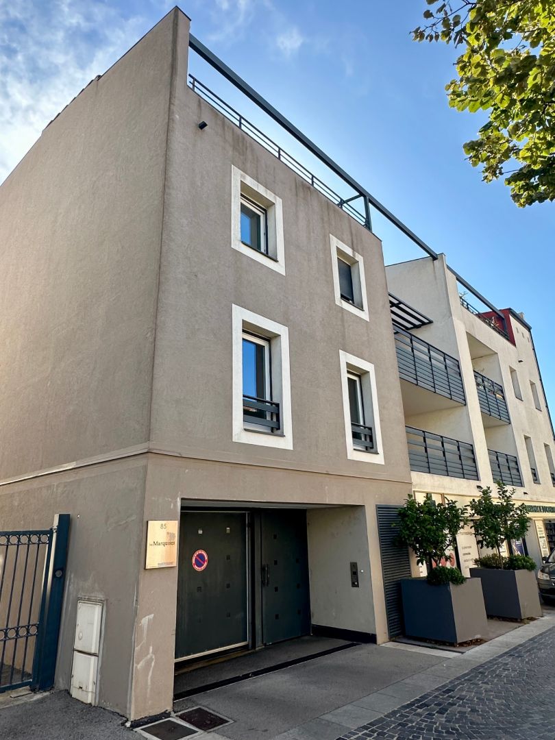 Appartement T3 avec terrasse et parking – Pérols Centre