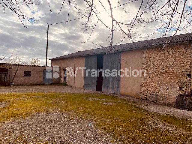 Maison à vendre  - 6 pièce(s) - 140m2 - Saint Leger (16250)