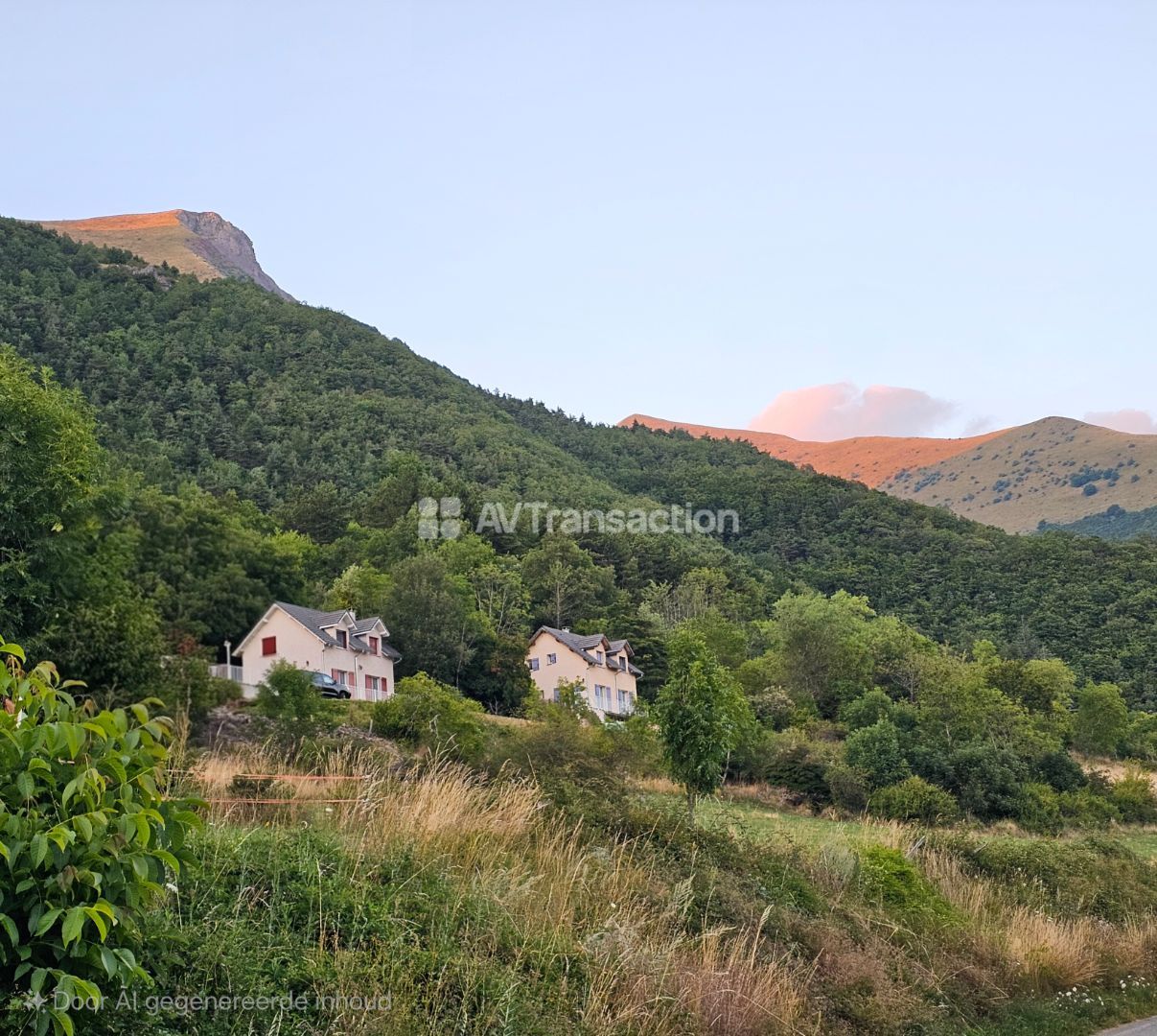 Aspres-les-Corps : Maison individuelle avec vue panoramique