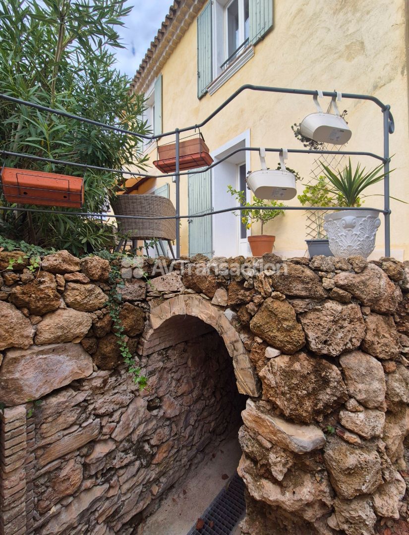 Maison à vendre  - 5 pièce(s) - 119m2 - Les Arcs (83460)