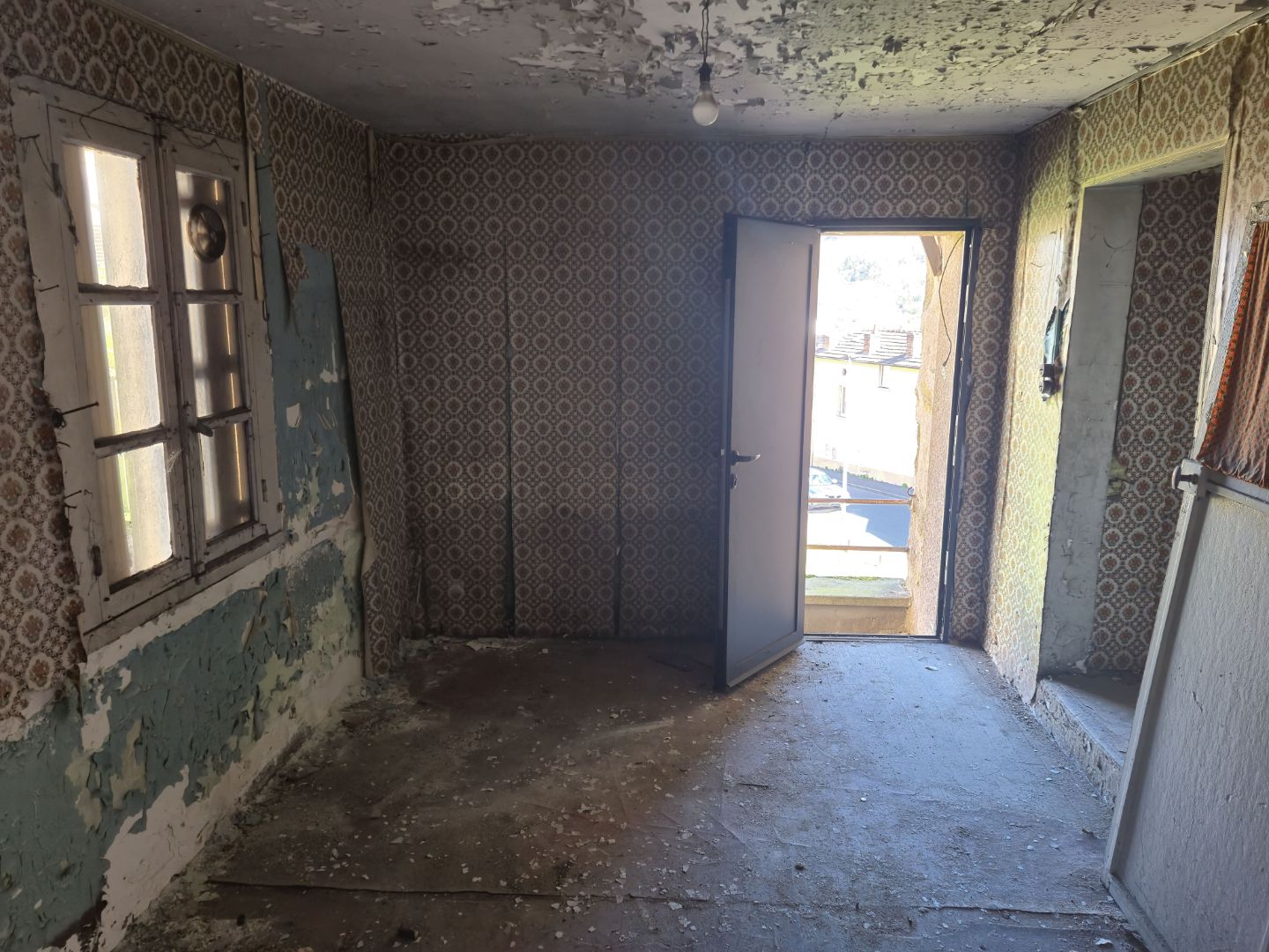 Immeuble à vendre  - 10 pièce(s) - 127.6m2 - Decazeville (12300)