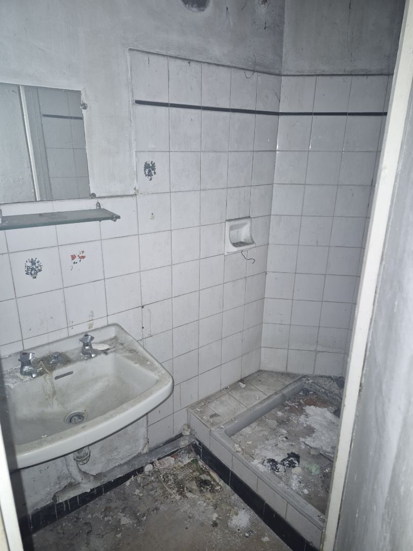 Immeuble à vendre  - 10 pièce(s) - 127.6m2 - Decazeville (12300)