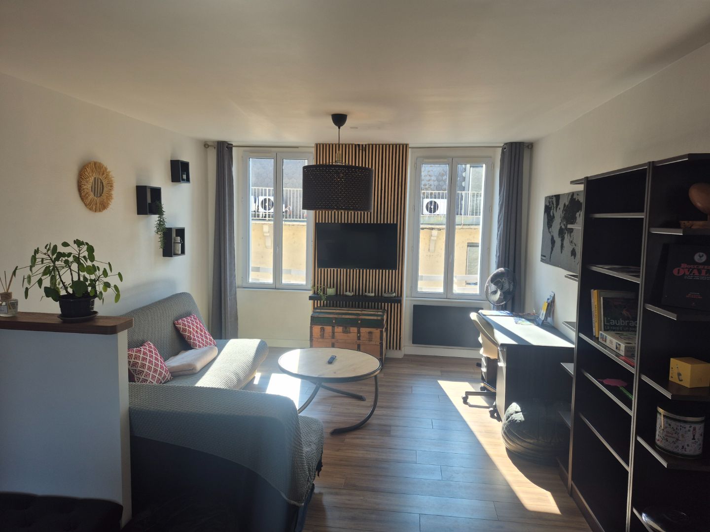 T2 Espalion vue dégagée, proche toutes commodités