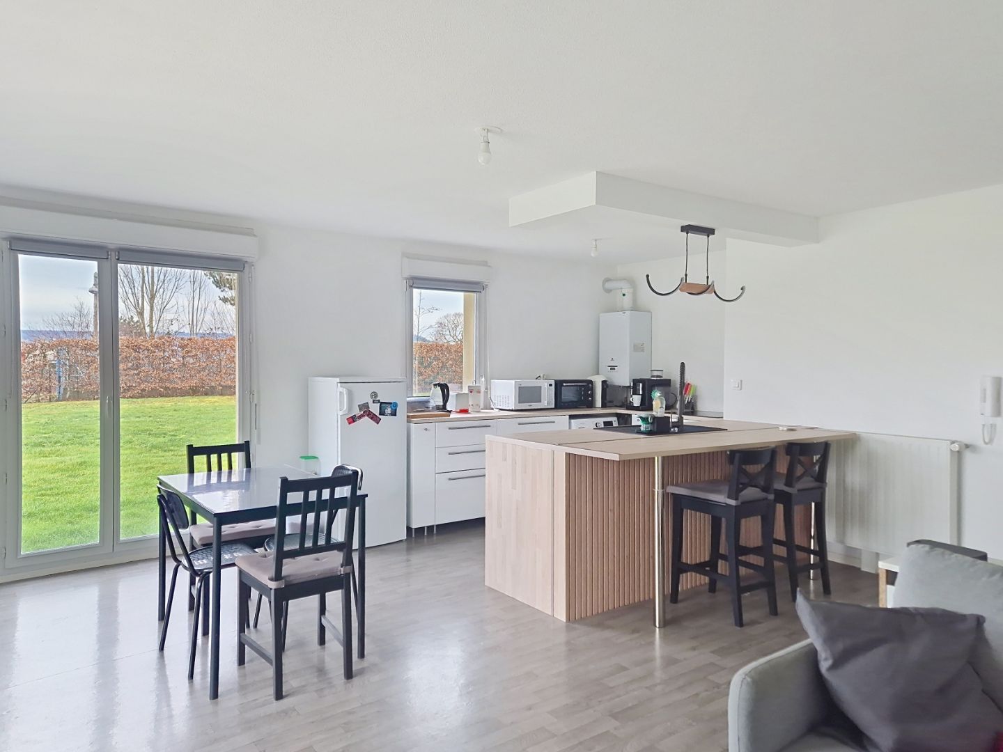 IL N'ATTEND PLUS QUE VOS MEUBLES