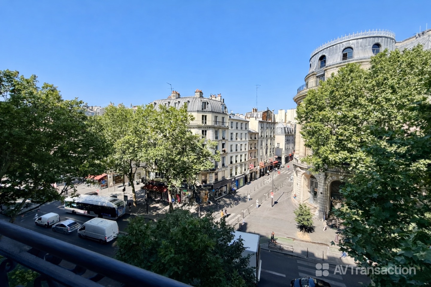 Appartement de charme de 92 m² en étage élevé avec ascenseur